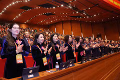 National Convention Center abuzz on opening day of 14th National Party Congress