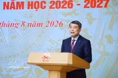 Government leader calls for substantive breakthroughs in education, training