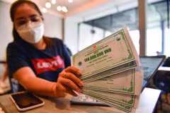 A positive sign is the recent trend of companies buying back bonds ahead of maturity. — (Photo: thanglong.chinhphu.vn)