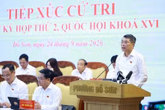 PM meets with Hai Phong voters ahead of 16th NA’s second session