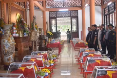 At the memorial ceremony (Photo: VNA)