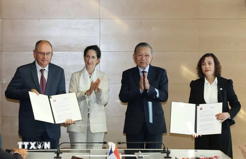 Vietnam, France deepen cooperation in science, technology, workforce training