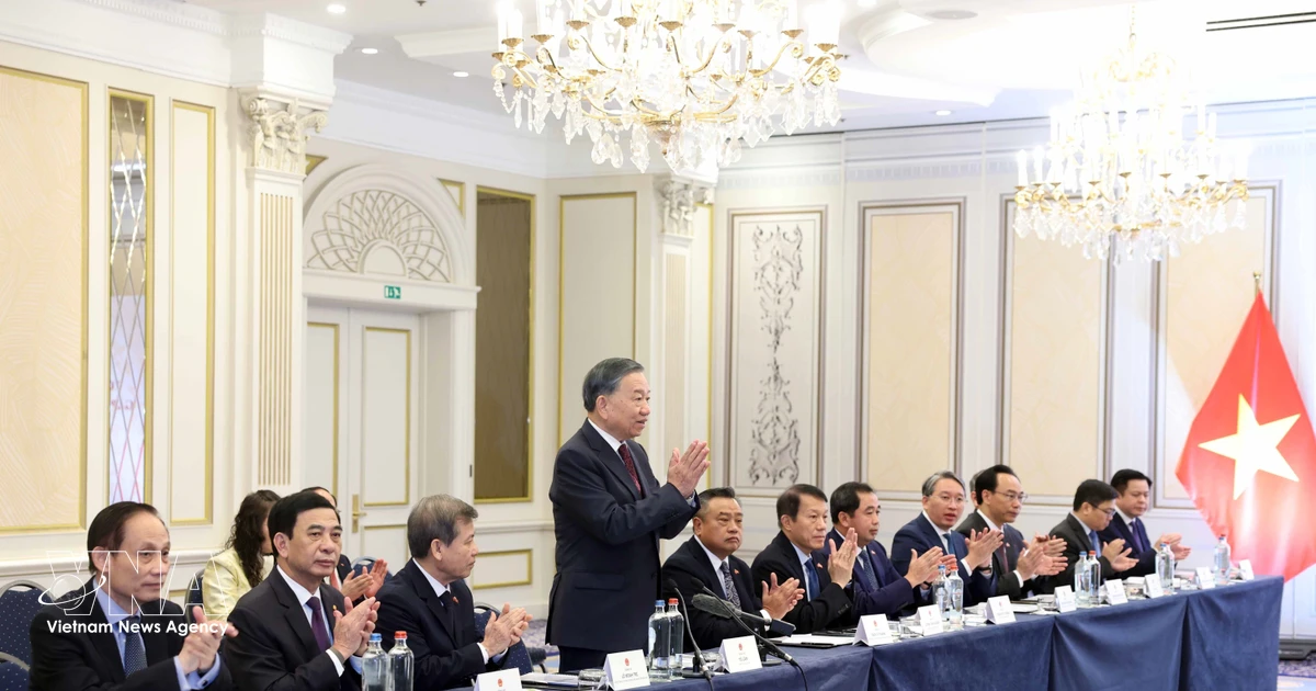 Top leader meets Vietnamese intellectuals in Belgium, Luxembourg