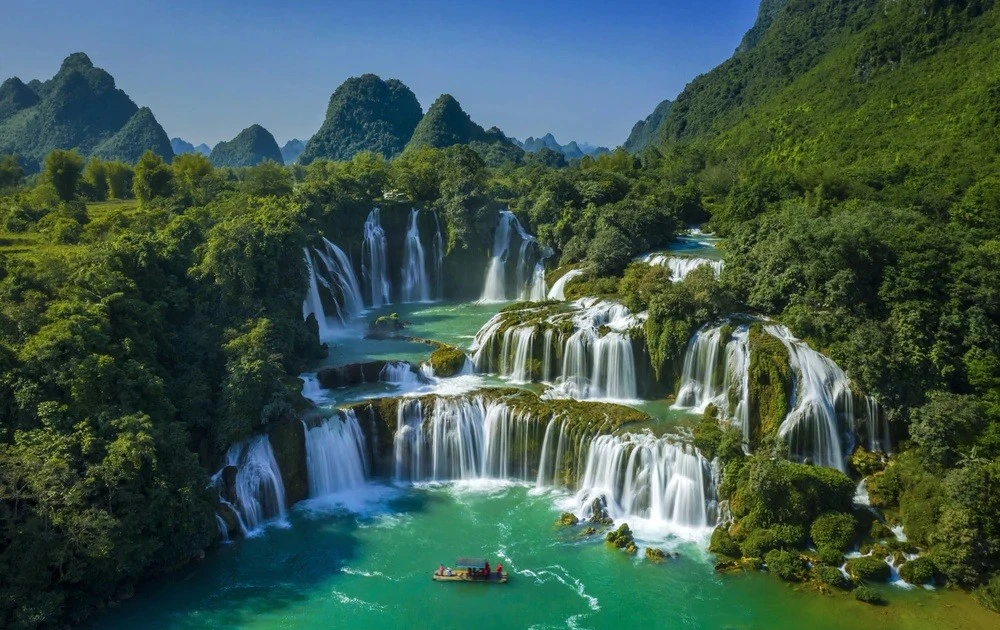 Exhibition highlights Vietnam’s tourism, cultural heritage, international integration