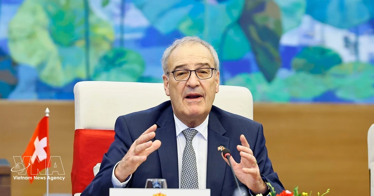Swiss President wraps up successful visit to Vietnam