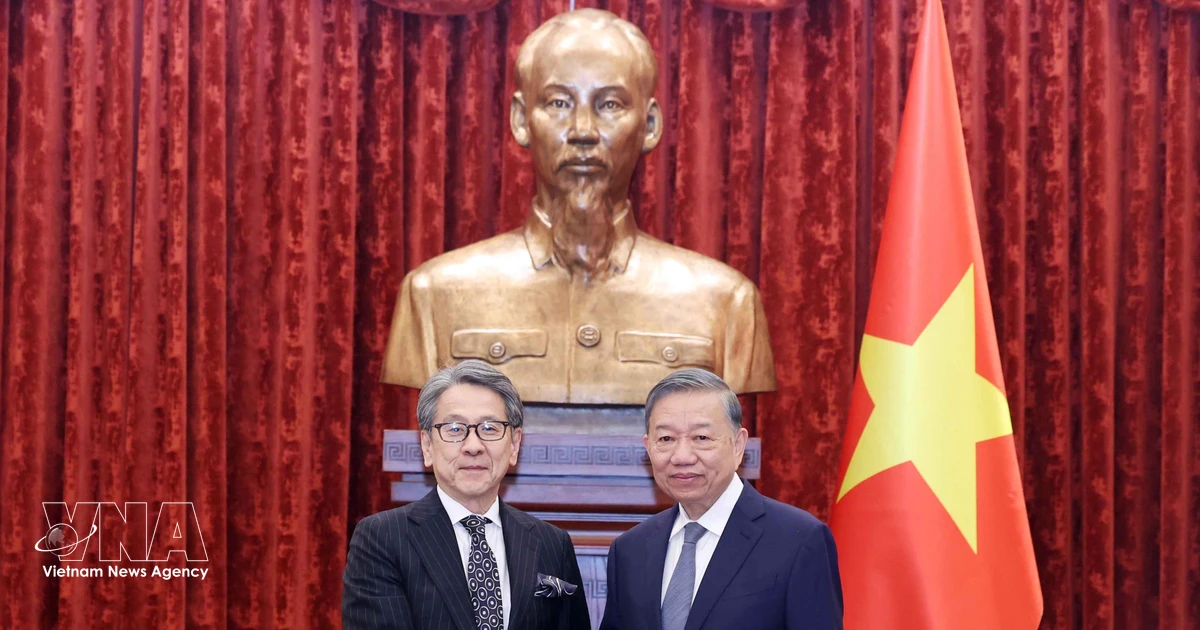 Top Vietnamese leader receives Chairman of Japan Bank for International Cooperation