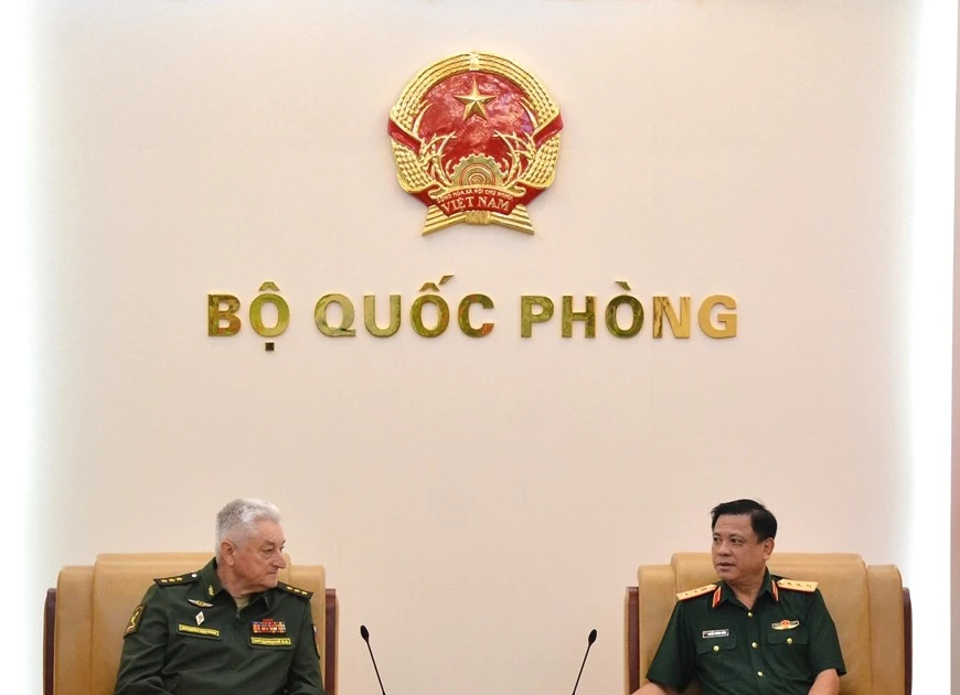 Vietnam, Russia step up military training cooperation