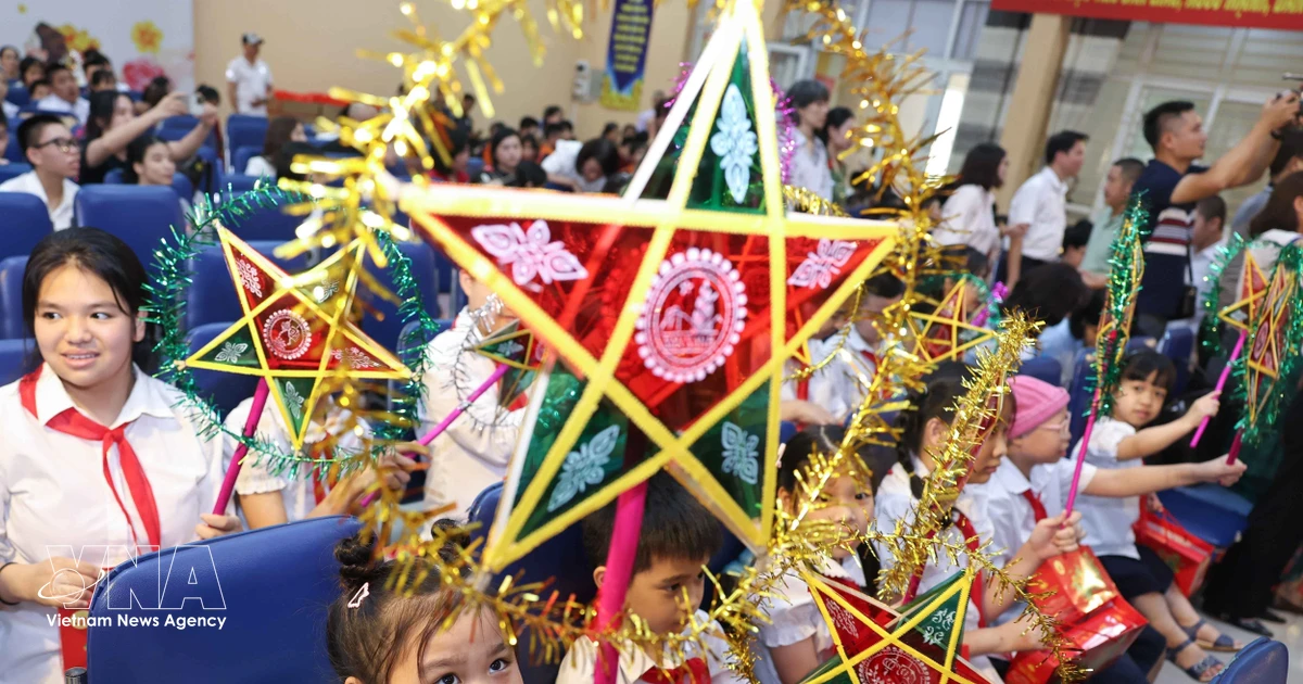 General Secretary and President To Lam sends mid-Autumn festival letter to children