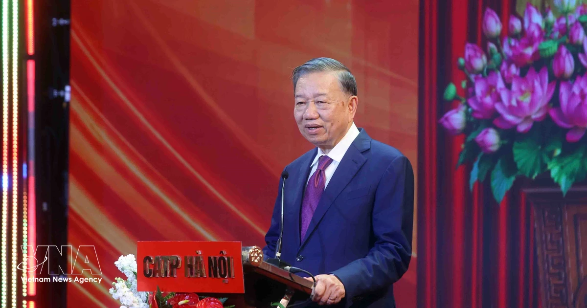 Top leader applauds Hanoi Police FC’s 70-year achievements