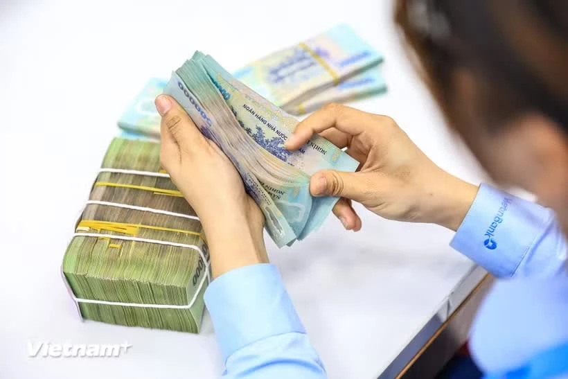 Reference exchange rate inches up 2 VND on October 6