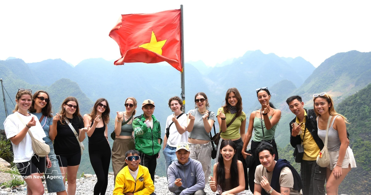 Tourism industry diversifies offerings for five-day National Day holiday