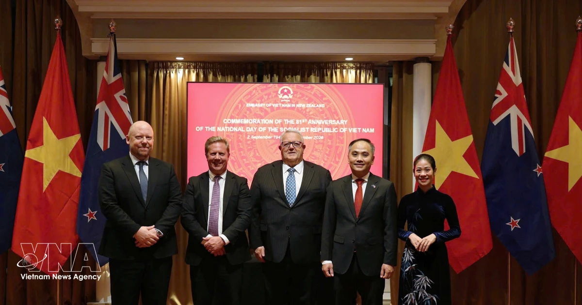 New Zealand leaders praise Vietnam's growth, pledge deeper ties