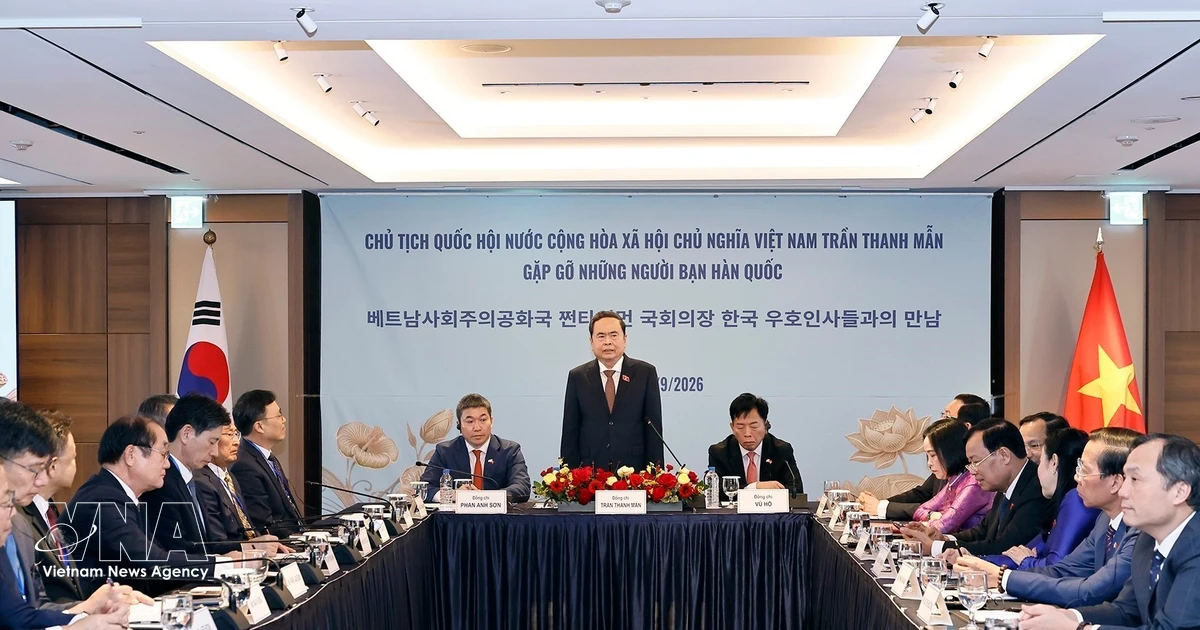 National Assembly President meets Korean friends in Seoul