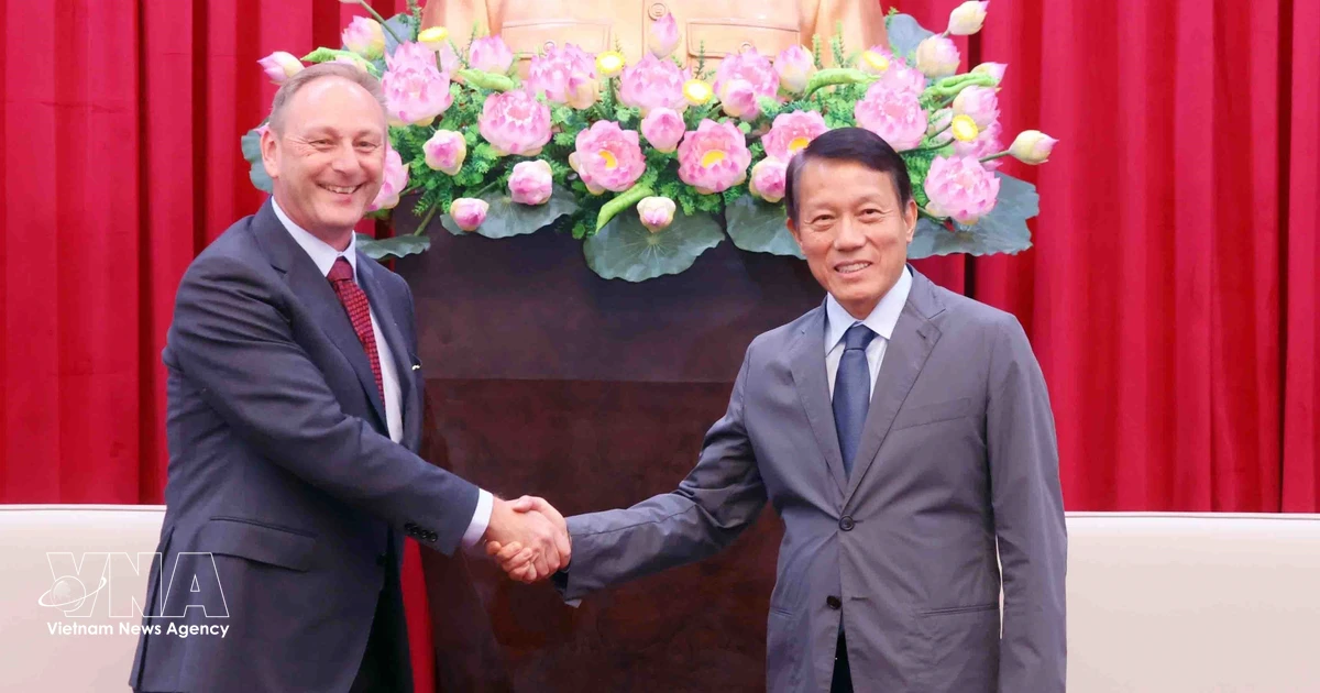 Vietnam seeks deeper telecommunications technology cooperation with Nokia