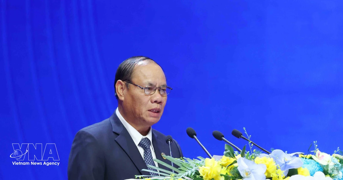 Lao Party leader to pay official visit to Vietnam