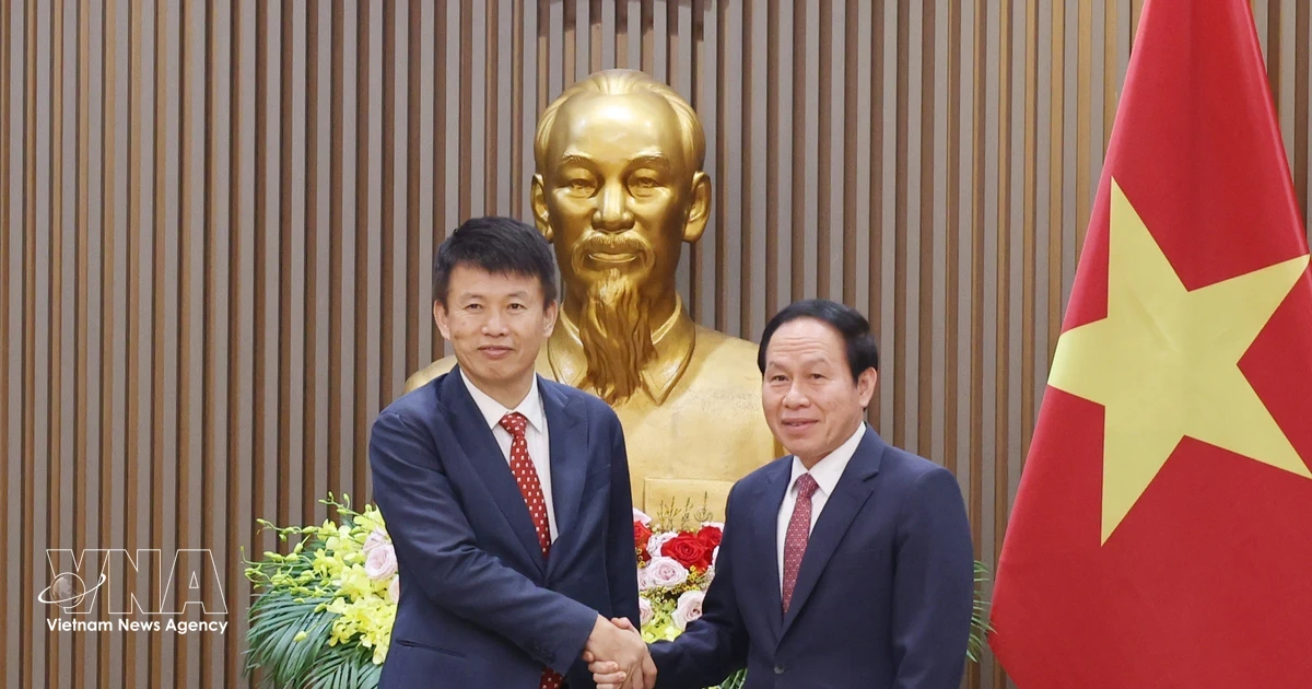 Deputy PM welcomes HKU Business School's plan to open campus in Vietnam