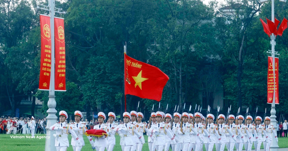 Solemn flag-raising ceremony marks Vietnam’s 81st National Day