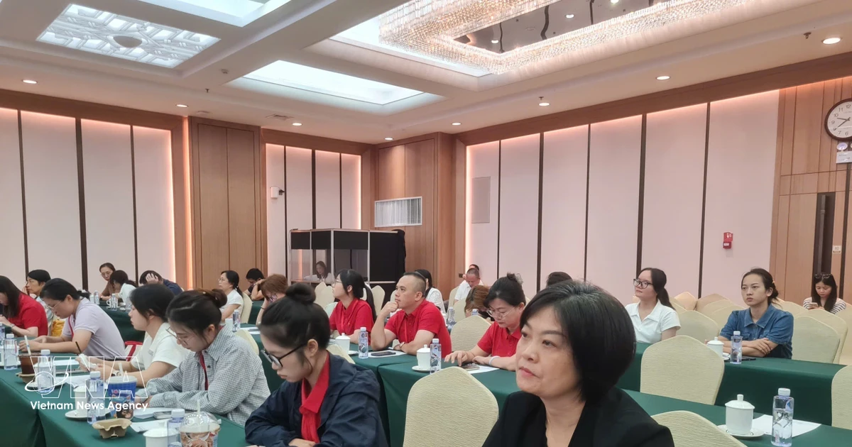 Vietnamese youth retrace President Ho Chi Minh's revolutionary footsteps in China