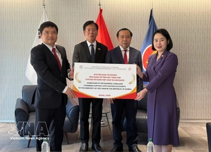 Vietnamese-learning app presented to community in RoK
