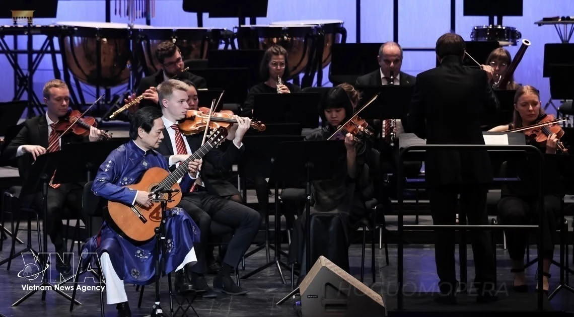 From Berlin, the Vietnamese guitar fosters cultural connections to global community