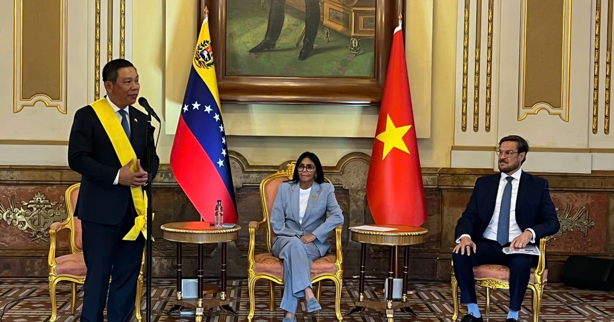 Venezuela hails Vietnam’s solidarity, support and resilience in defending independence