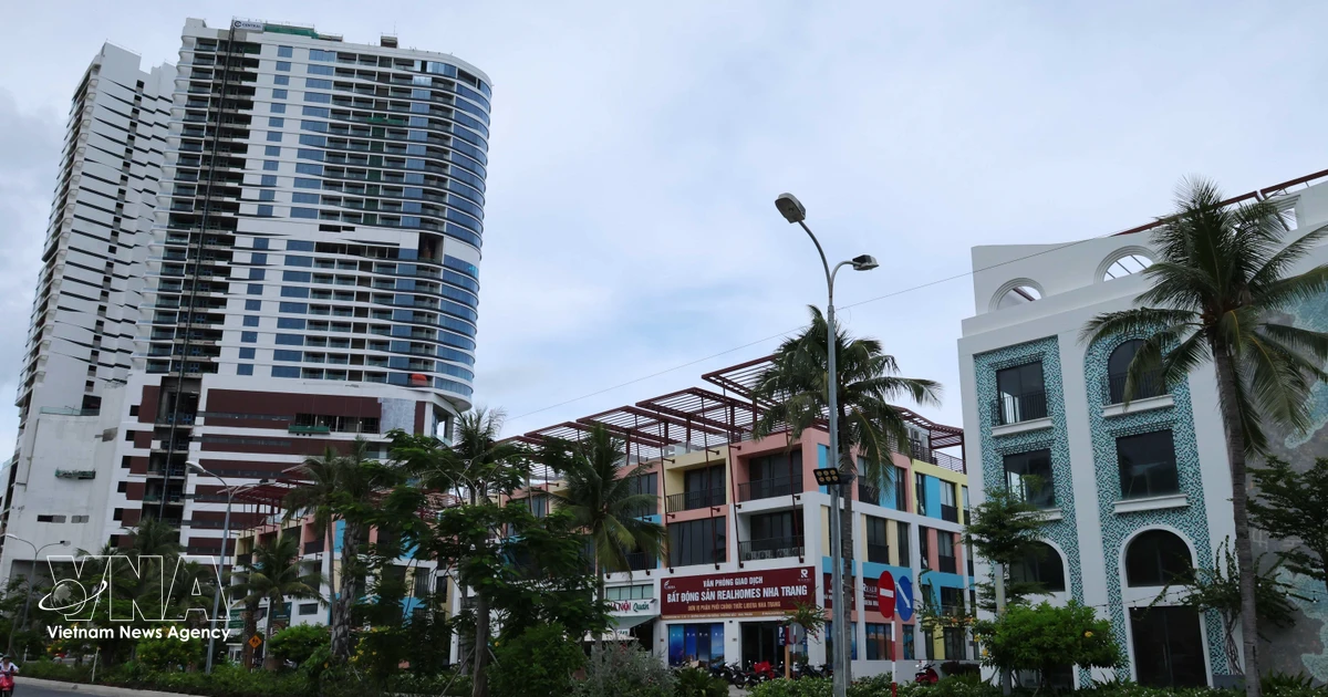 PM urges synchronised completion of land, housing, real estate laws to unlock resources