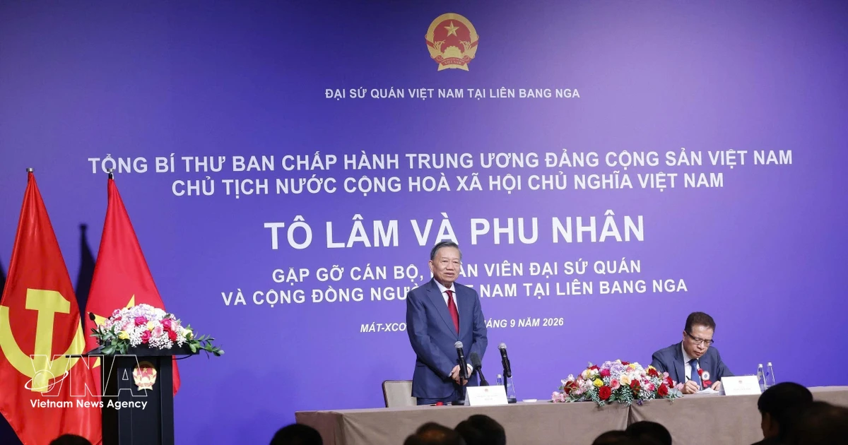 General Secretary and President To Lam meets Vietnamese community in Russia