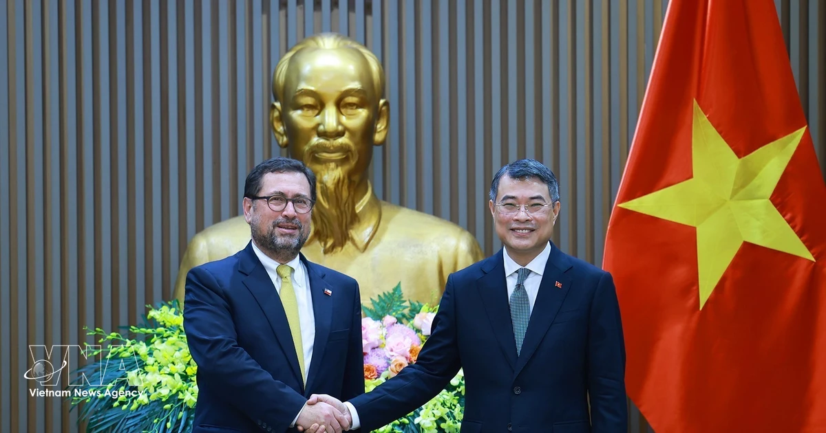 Prime Minsiter receives Chilean Foreign Minister