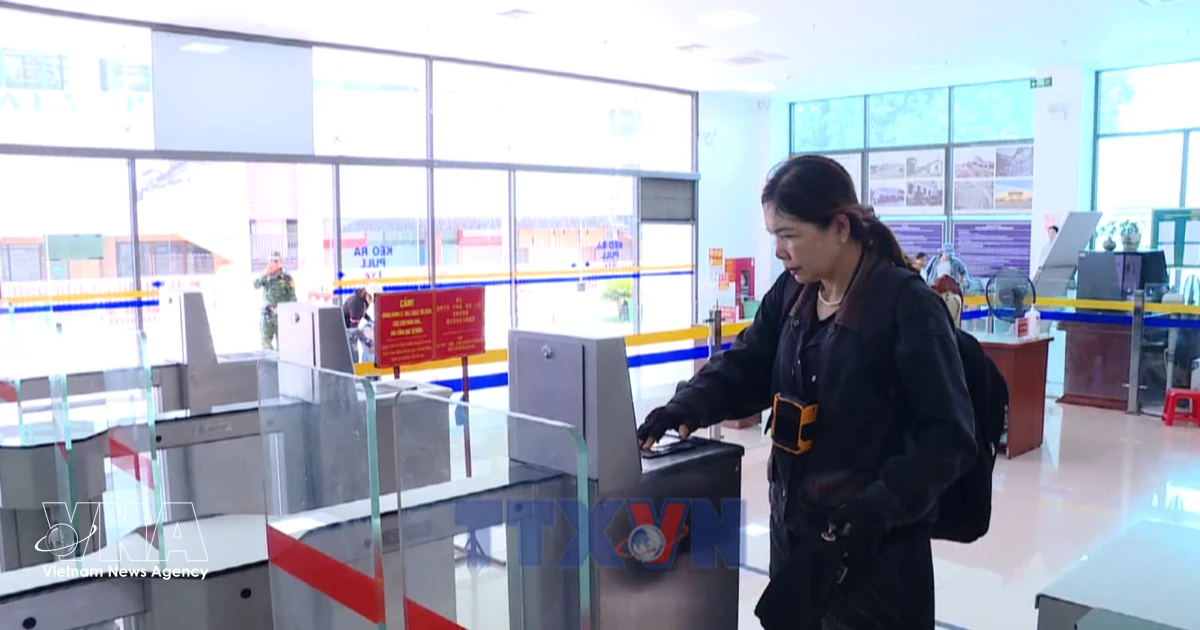 Lao Cai border guards spearhead digital transformation at border gate