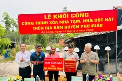 At the ground-breaking ceremony in Phu Giao district (Photo: VNA)