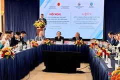 The trade promotion conference held by the Vietnamese Ministry of Industry and Trade in collaboration with the Cambodian Ministry of Commerce in An Giang province on October 17 (Photo: VNA)