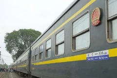Vietnam–China international train service boosts "smokeless industry"