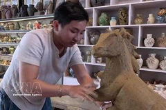 Horse mascots at 500 year old pottery village