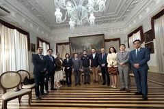 A meeting between the ASEAN Ambassadors and Belem Mayor Igor Normando (Photo: VNA)