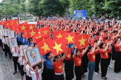Youth nationwide join “I Love My Fatherland” flag salute ceremony
