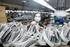 The domestic footwear and handbag industry's biggest challenges are new standards on sustainable development of major importing countries. (Photo: VNA)