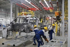 The assembly line of Huyndai Thanh Cong Vietnam factory (Photo: VNA)