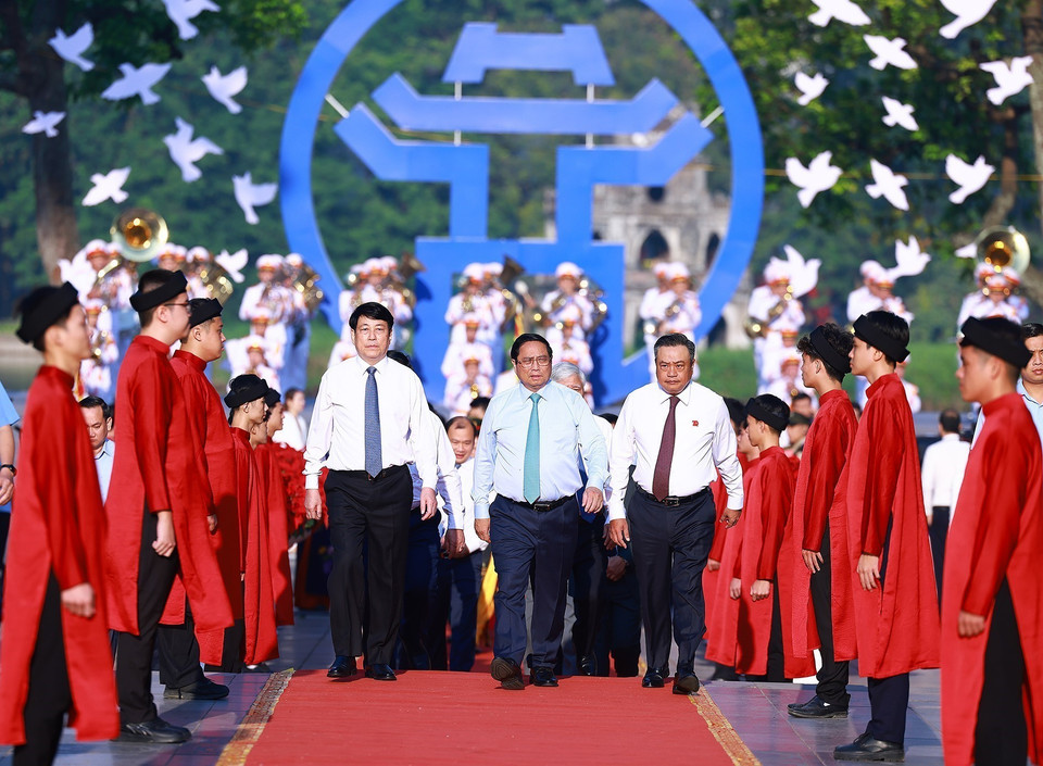 Prime Minister Pham Minh Chinh attends the "Cultural Festival for Peace". (Photo: VNA)