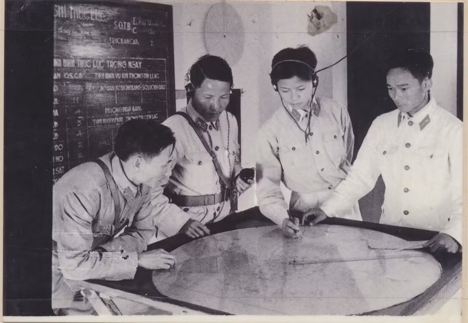 On August 2, 1964, the command team monitors the attack on the USS Maddox. Photo: Provided by the Vietnamese People's Navy