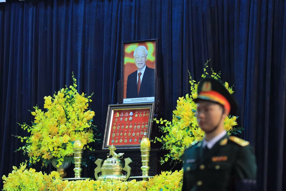 The casket of General Secretary Nguyen Phu Trong is placed at the National Funeral Hall, No. 5 Tran Thanh Tong, Hanoi. Photo: VNA