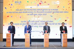 At the launching ceremony for the project to promote the replication of the One Stop Service Centre model, also known as Anh Duong House, in other localities across Vietnam, in Hanoi on January 13. (Photo: VNA)