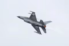 An F-16 fighter jet of Thai Air Force at an air show in March 2025. (Photo: Reuters)