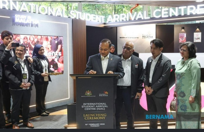 Malaysia launches international student arrival centre at KLIA (Photo: Bernama)