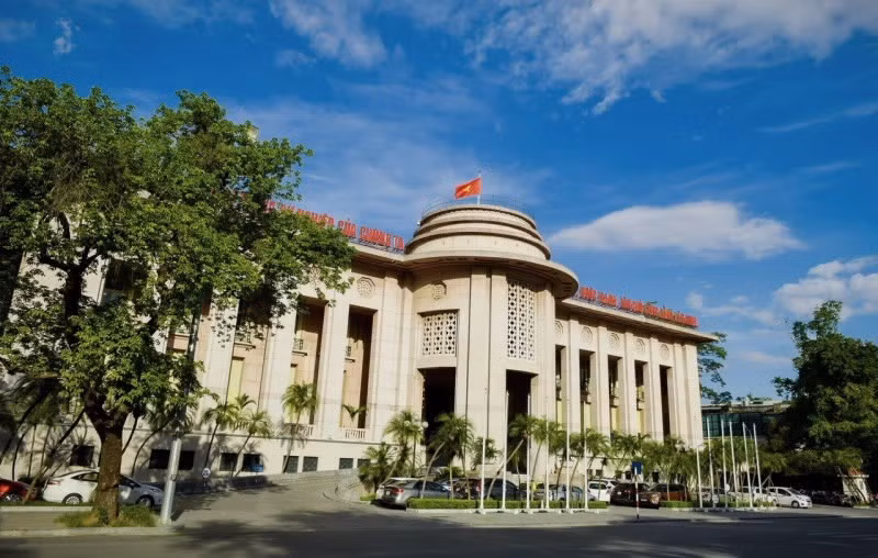 The State Bank of Vietnam has issued an action plan to implement the Politburo's resolution on developing the State-owned economic sector. (Photo: VietnamPlus)