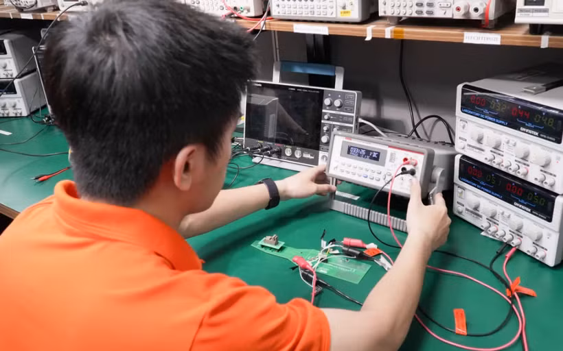 Vietnam is a bright spot in the global electronics supply chain. (Photo: VietnamPlus)