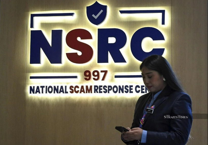 Malaysia's National Scam Response Centre (NSRC) at Menara 2 MCMC, Cyberjaya. (Photo: Straits Times)