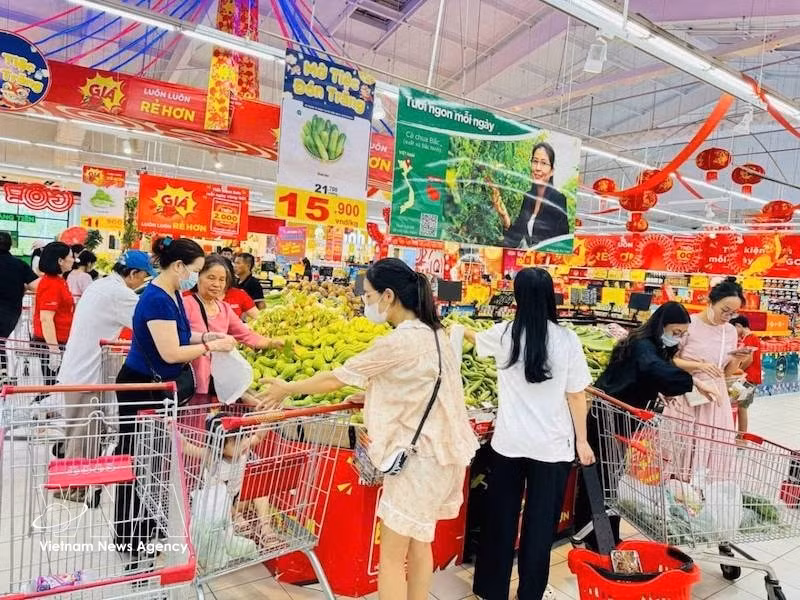 Hanoi’s consumer price index increased by 0.28% in May compared to the previous month (Photo: VNA)