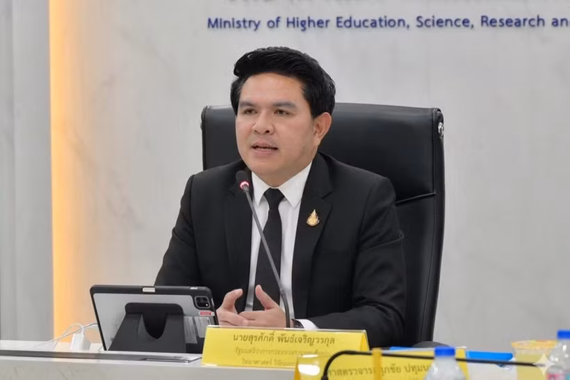 Thai Minister of Tourism and Sports Surasak Panjaroenworakul (Photo: bangkokpost.com)