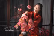 Mooncakes blossom into flowers with traditional tò he techniques