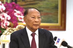 Honorary President of the Cambodian People's Party Samdech Heng Samrin in an interview with the Vietnam News Agency (Photo: VNA)